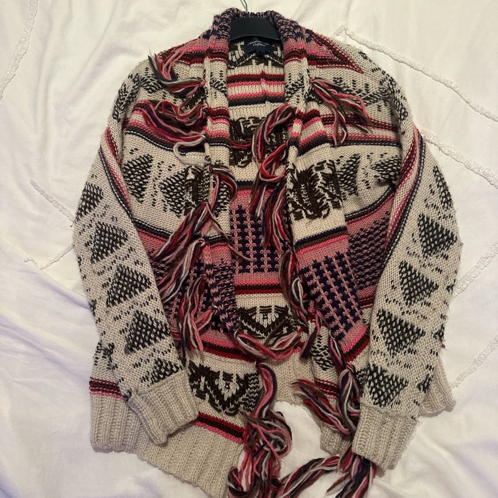 American Eagle Outfitters Cream and Pink Cardigan Sweater